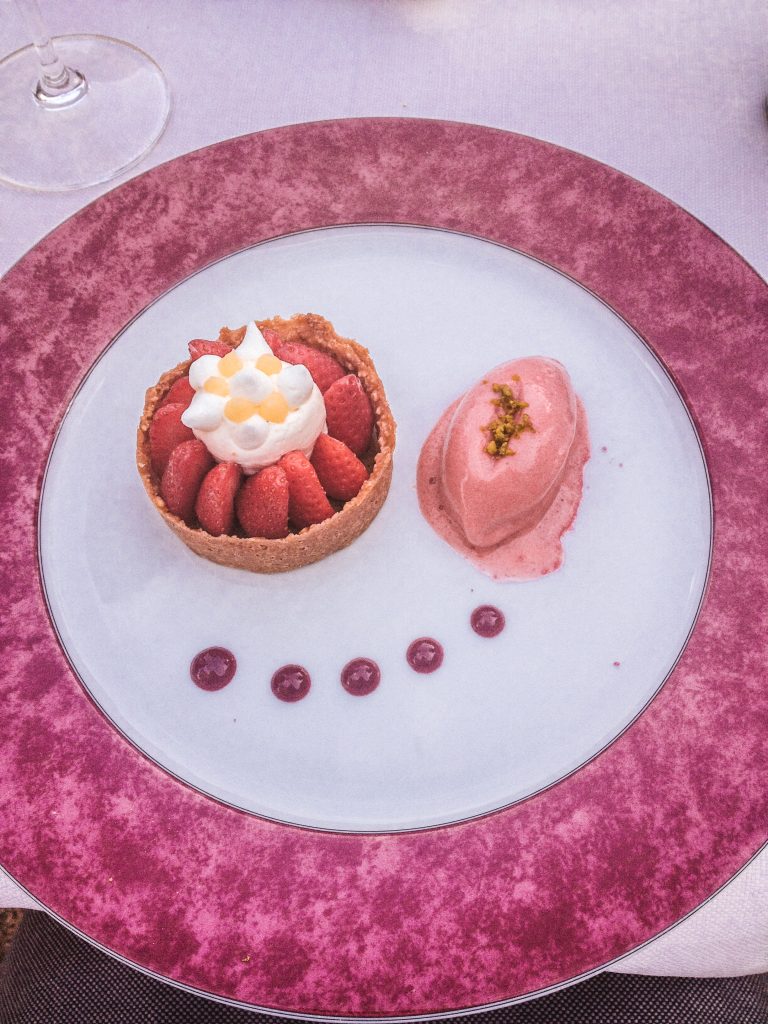 michelin star dining at Les Hautes Roches restaurant in France